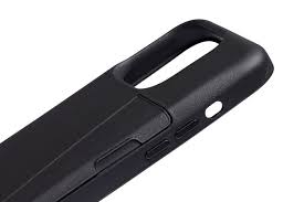 iPhone 15 Pro Max Bellroy 3 Card Black Case